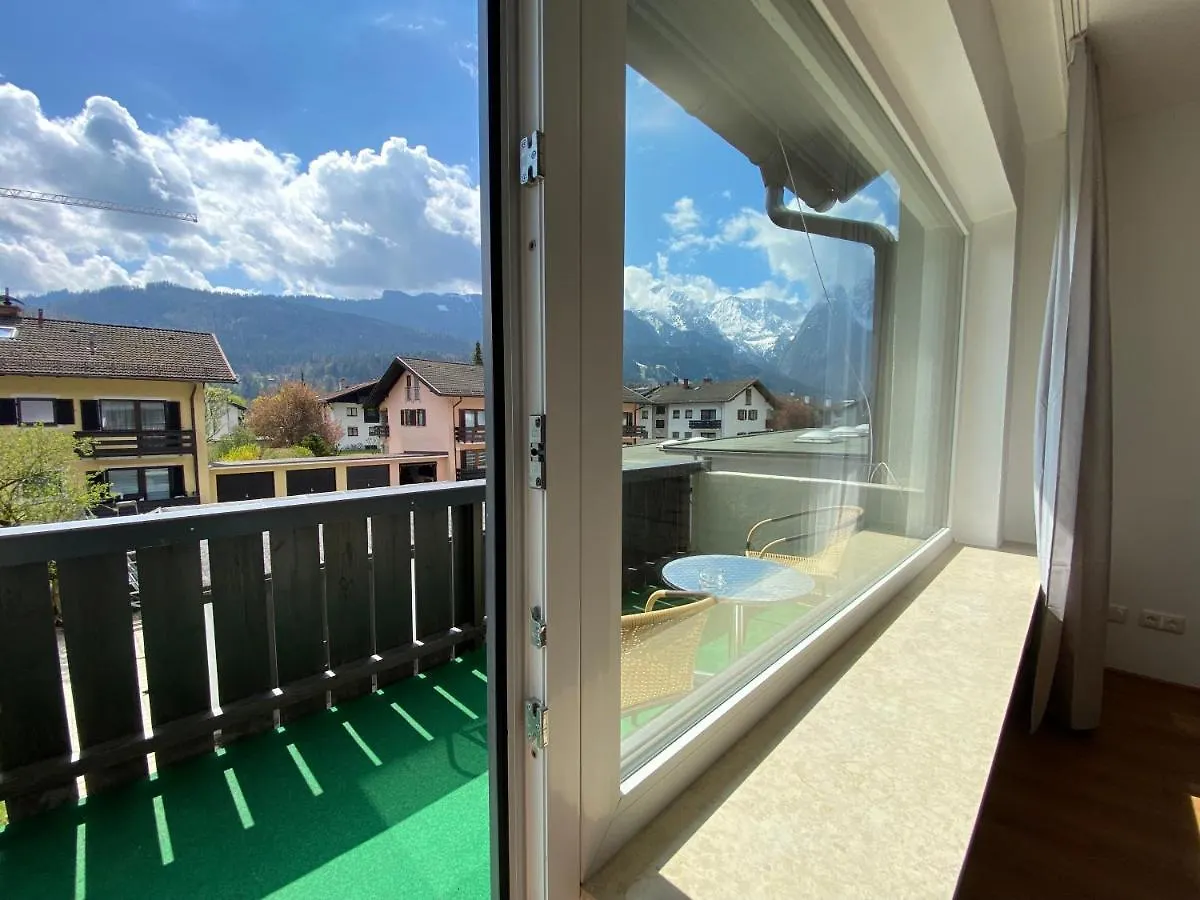 Ferienhaus Butterfly 2 Garmisch-Partenkirchen Apartment
