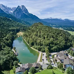 Отель Riessersee, Гармиш-Партенкирхен